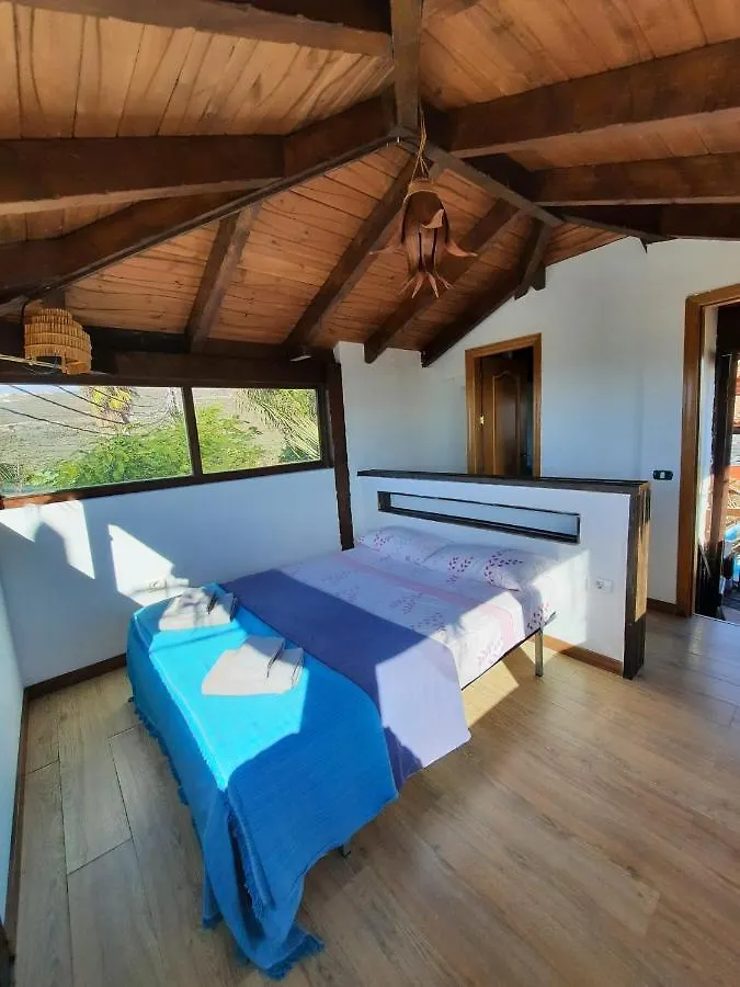 Casa Giuliana Bed & Breakfast Charco del Pino 3*,